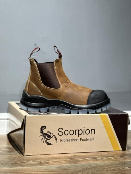 حذاء عمل🦂𝐒𝐜𝐨𝐫𝐩𝐢𝐨𝐧👷‍♂️