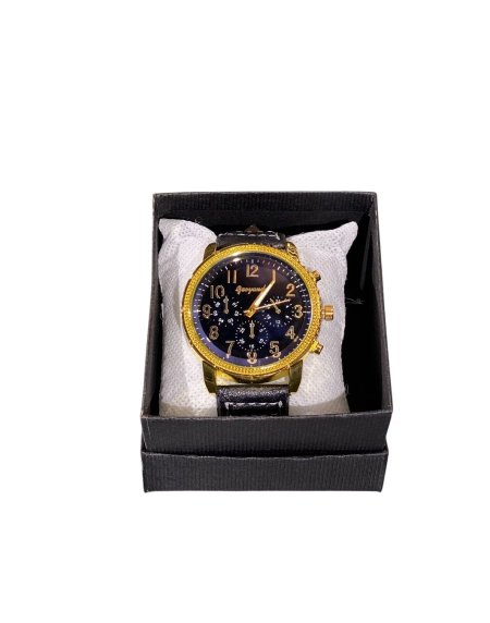 ساعة أنيقة وعملية⌚