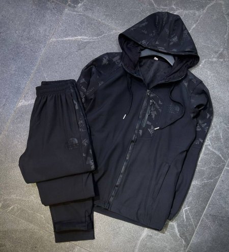 ترنغ  𝐓𝐇𝐄 𝐍𝐎𝐑𝐓𝐇 𝐅𝐀𝐂𝐄💎🎱